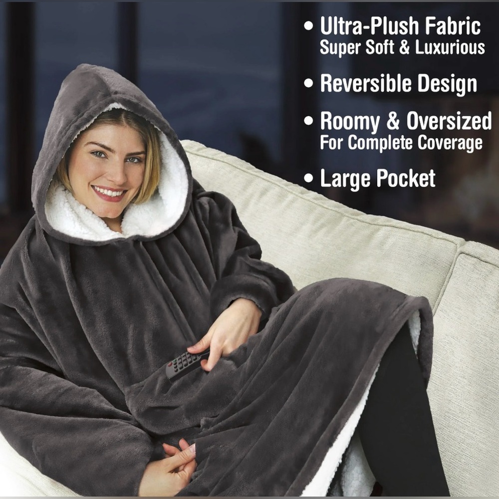 Huggle Ultra-Plush Gray Hooded Blanket! Read Description